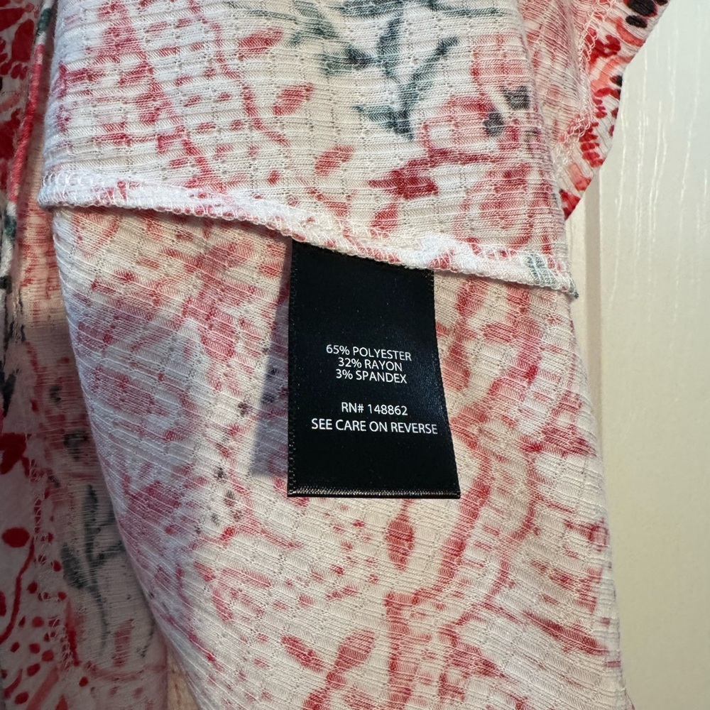 Torrid Boho Crochet Tank 3X Red White Floral Festival Top - Picture 3 of 4
